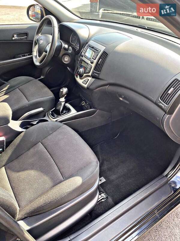 Хетчбек Hyundai i30 2010 в Мукачевому