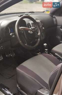 Универсал Hyundai i30 2012 в 