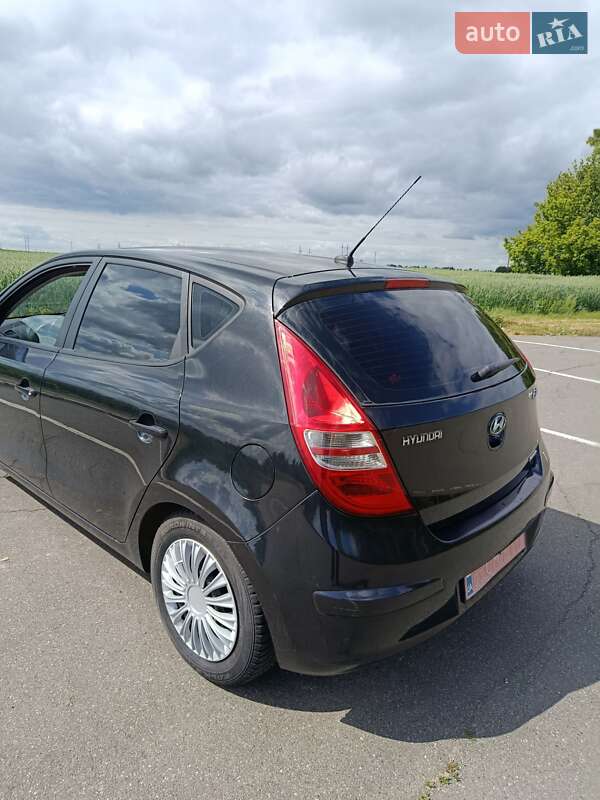 Хетчбек Hyundai i30 2009 в Конотопі