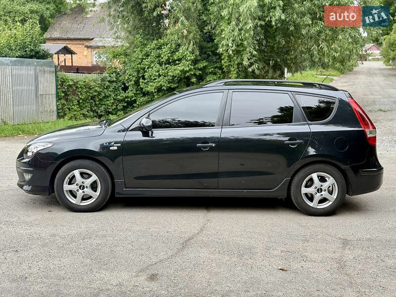 Універсал Hyundai i30 2010 в Козятині