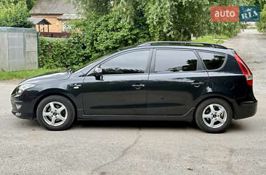 Универсал Hyundai i30 2010 в 