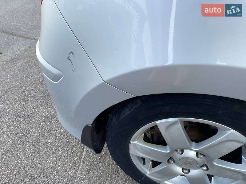 Хэтчбек Hyundai i30 2011 в Харькове