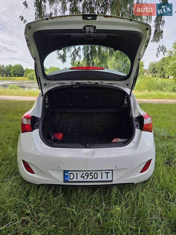 Хэтчбек Hyundai i30 2014 в Киеве