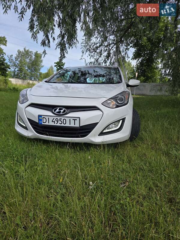 Хэтчбек Hyundai i30 2014 в Киеве