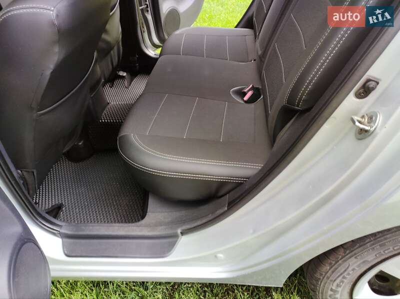 Универсал Hyundai i30 2009 в Ичне