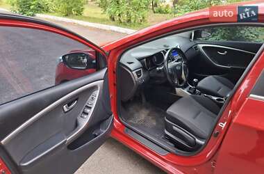 Хетчбек Hyundai i30 2013 в 