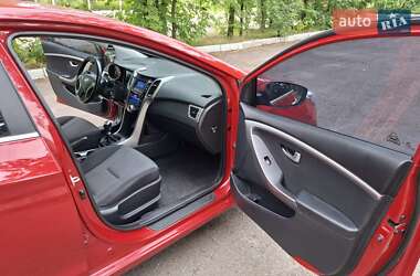 Хетчбек Hyundai i30 2013 в 