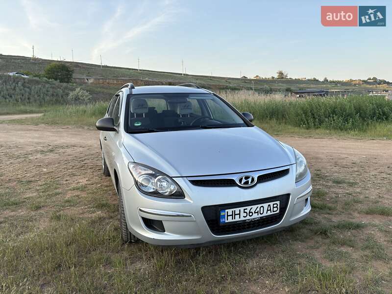 Універсал Hyundai i30 2009 в Одесі