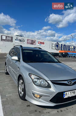 Универсал Hyundai i30 2011 в 