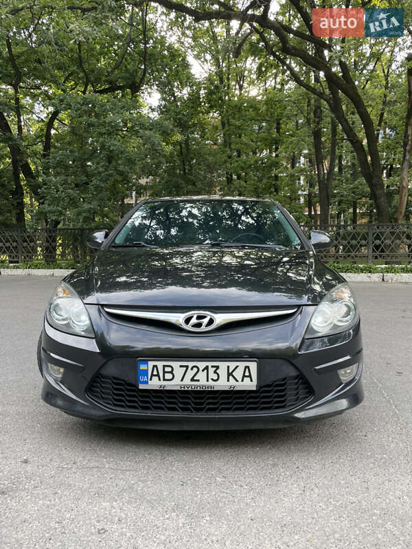 Хэтчбек Hyundai i30 2010 в Хмельнике фото 2 Хэтчбек Hyundai i30 2010 в Хмельнике