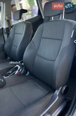 Хэтчбек Hyundai i30 2010 в 