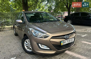 Хэтчбек Hyundai i30 2012 в Одессе