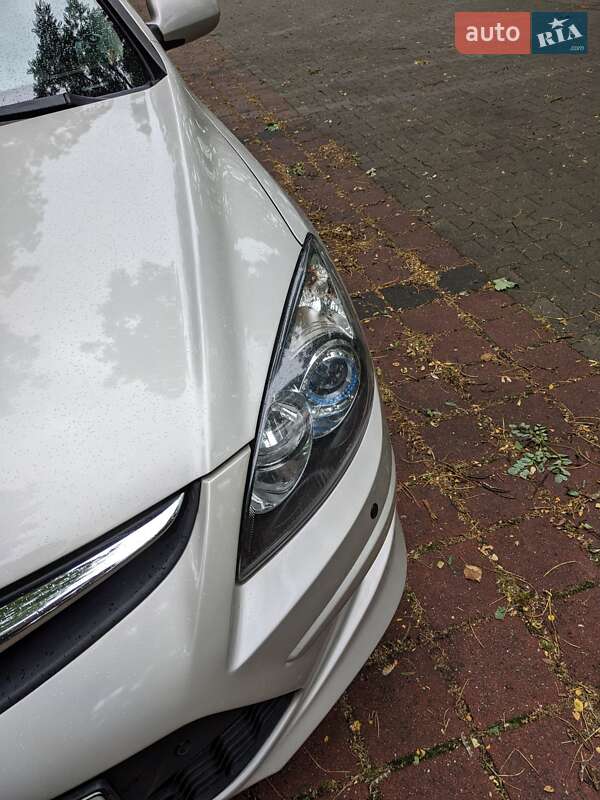 Хетчбек Hyundai i30 2011 в Києві