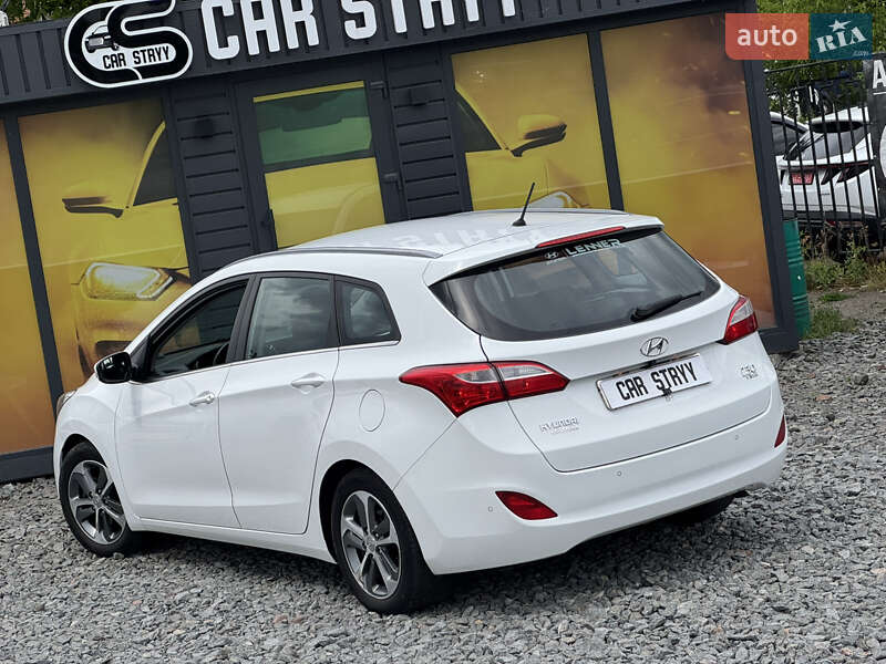 Универсал Hyundai i30 2016 в Стрые