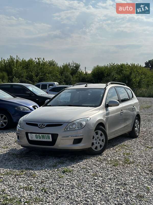 Универсал Hyundai i30 2008 в 