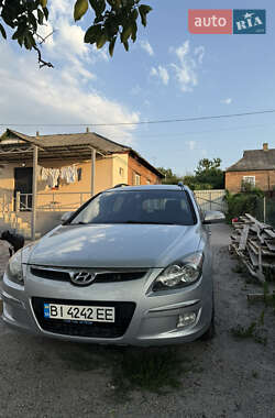 Хэтчбек Hyundai i30 2010 в Полтаве