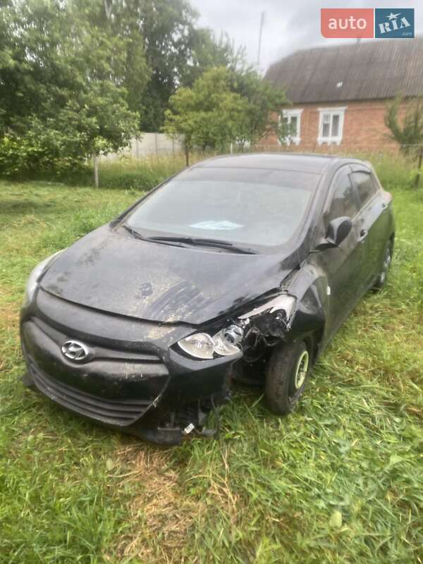 Хэтчбек Hyundai i30 2013 в Киеве