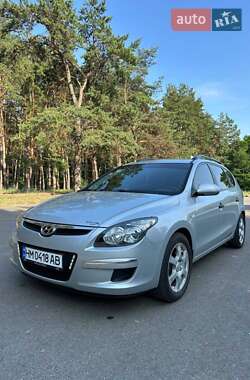 Універсал Hyundai i30 2009 в Конотопі