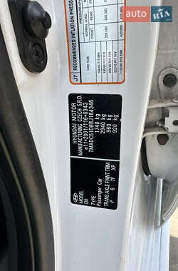 Хэтчбек Hyundai i30 2010 в 