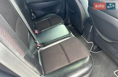 Хэтчбек Hyundai i30 2010 в 