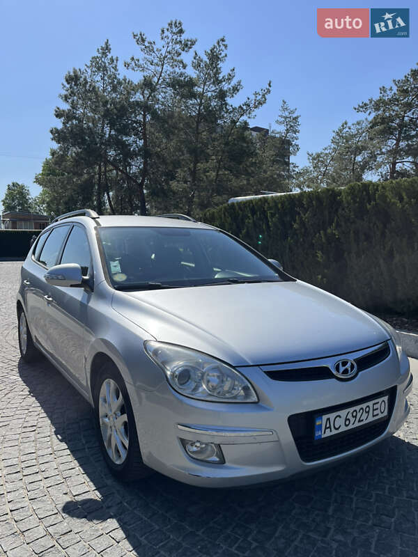 Универсал Hyundai i30 2008 в Днепре