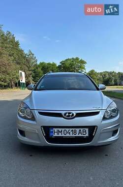 Универсал Hyundai i30 2009 в 
