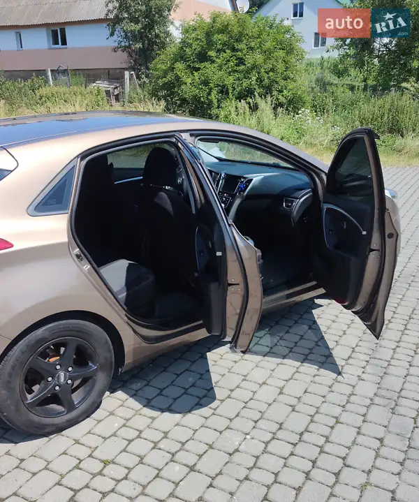 Hyundai i30 2014