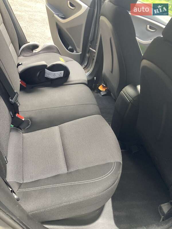 Хэтчбек Hyundai i30 2012 в Киеве