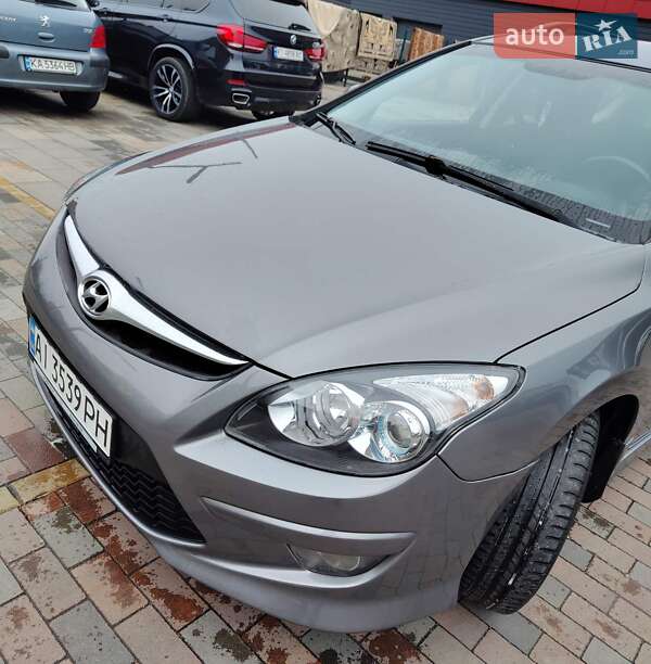 Универсал Hyundai i30 2012 в Белой Церкви