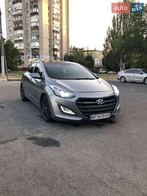 Хэтчбек Hyundai i30 2012 в Запорожье