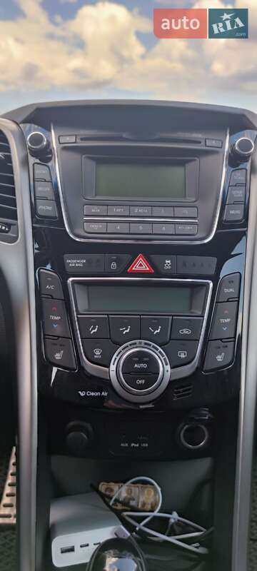 Хэтчбек Hyundai i30 2012 в Ирпене