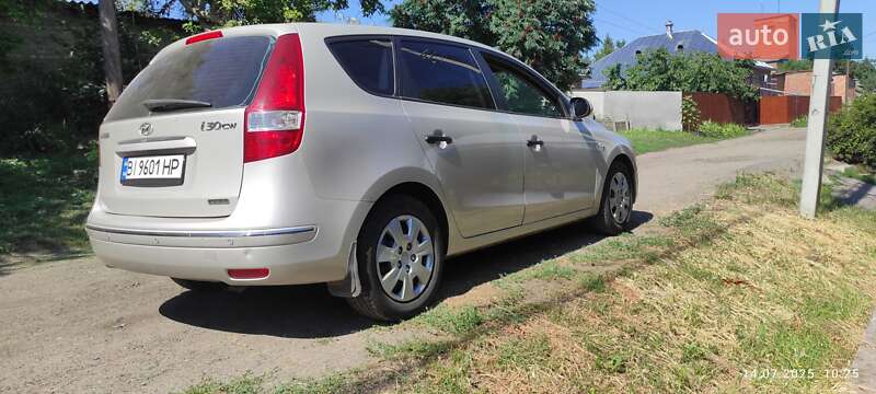 Универсал Hyundai i30 2008 в Зенькове