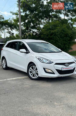 Универсал Hyundai i30 2013 в 