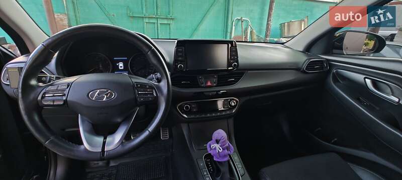 Фастбэк Hyundai i30 2019 в Киеве