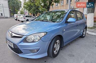 Хэтчбек Hyundai i30 2011 в Ровно