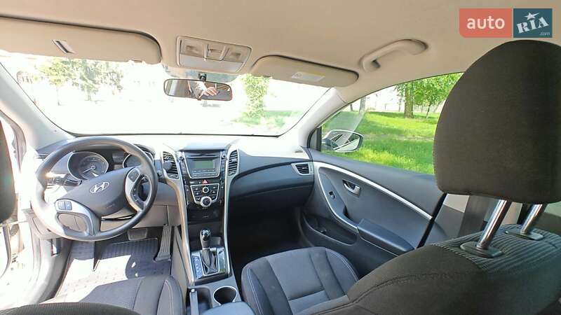 Хэтчбек Hyundai i30 2012 в Кривом Роге