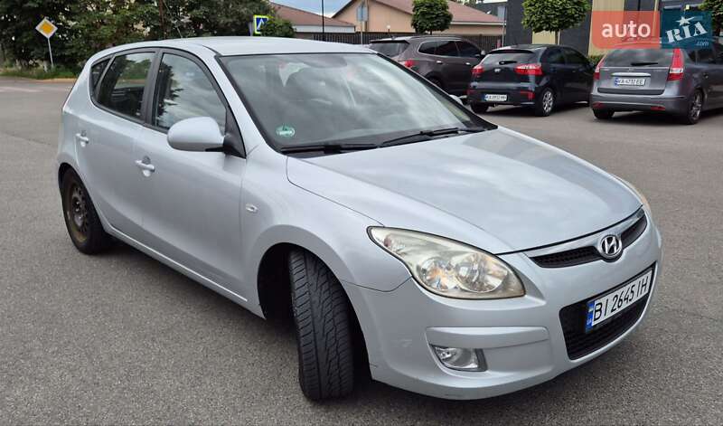 Хэтчбек Hyundai i30 2007 в Киеве