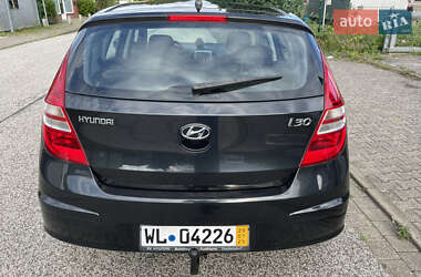 Хэтчбек Hyundai i30 2009 в 