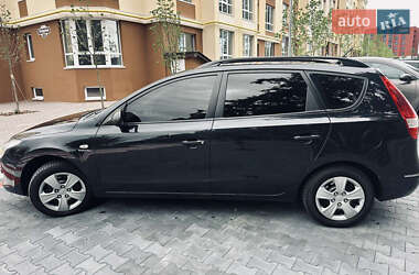 Универсал Hyundai i30 2009 в 