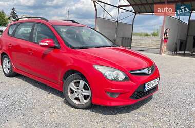 Универсал Hyundai i30 2010 в 