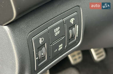 Хэтчбек Hyundai i30 2011 в 