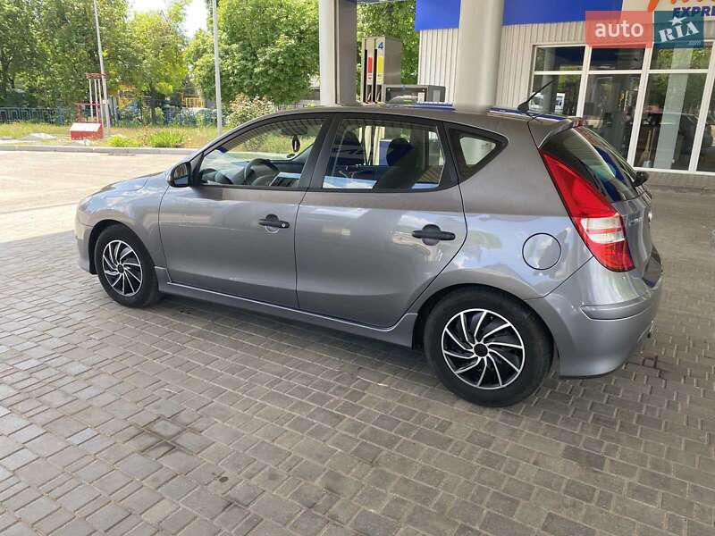 Хэтчбек Hyundai i30 2011 в Николаеве