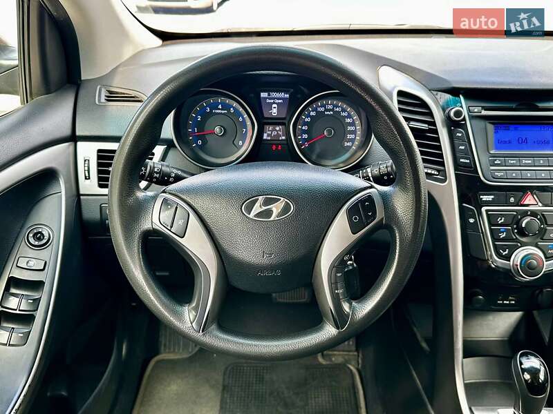 Хэтчбек Hyundai i30 2013 в Днепре
