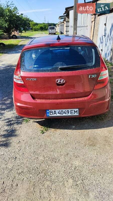 Хэтчбек Hyundai i30 2007 в 