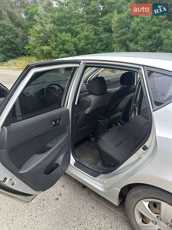 Хэтчбек Hyundai i30 2011 в Киеве