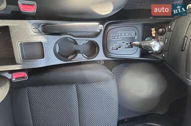 Хэтчбек Hyundai i30 2011 в 