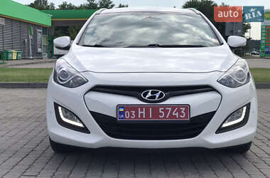 Універсал Hyundai i30 2012 в Радивиліві
