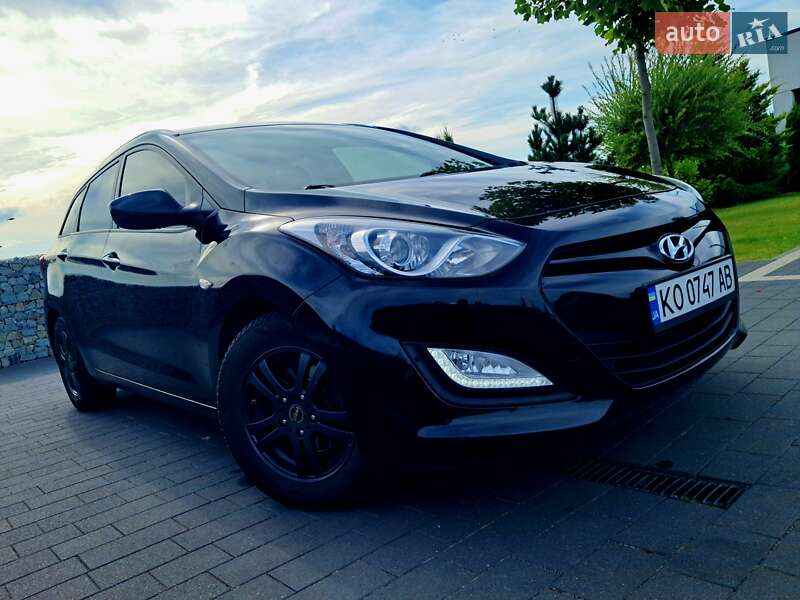 Універсал Hyundai i30 2014 в Мукачевому