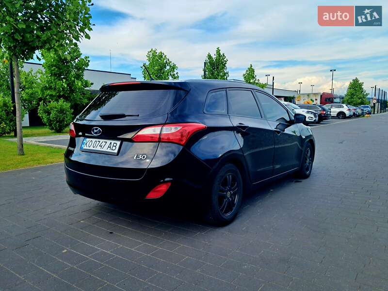 Універсал Hyundai i30 2014 в Мукачевому