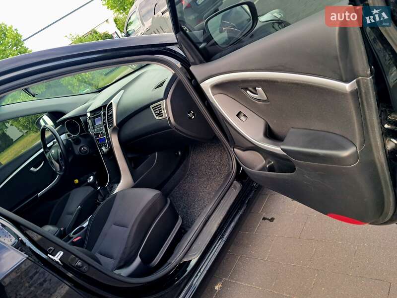 Універсал Hyundai i30 2014 в Мукачевому
